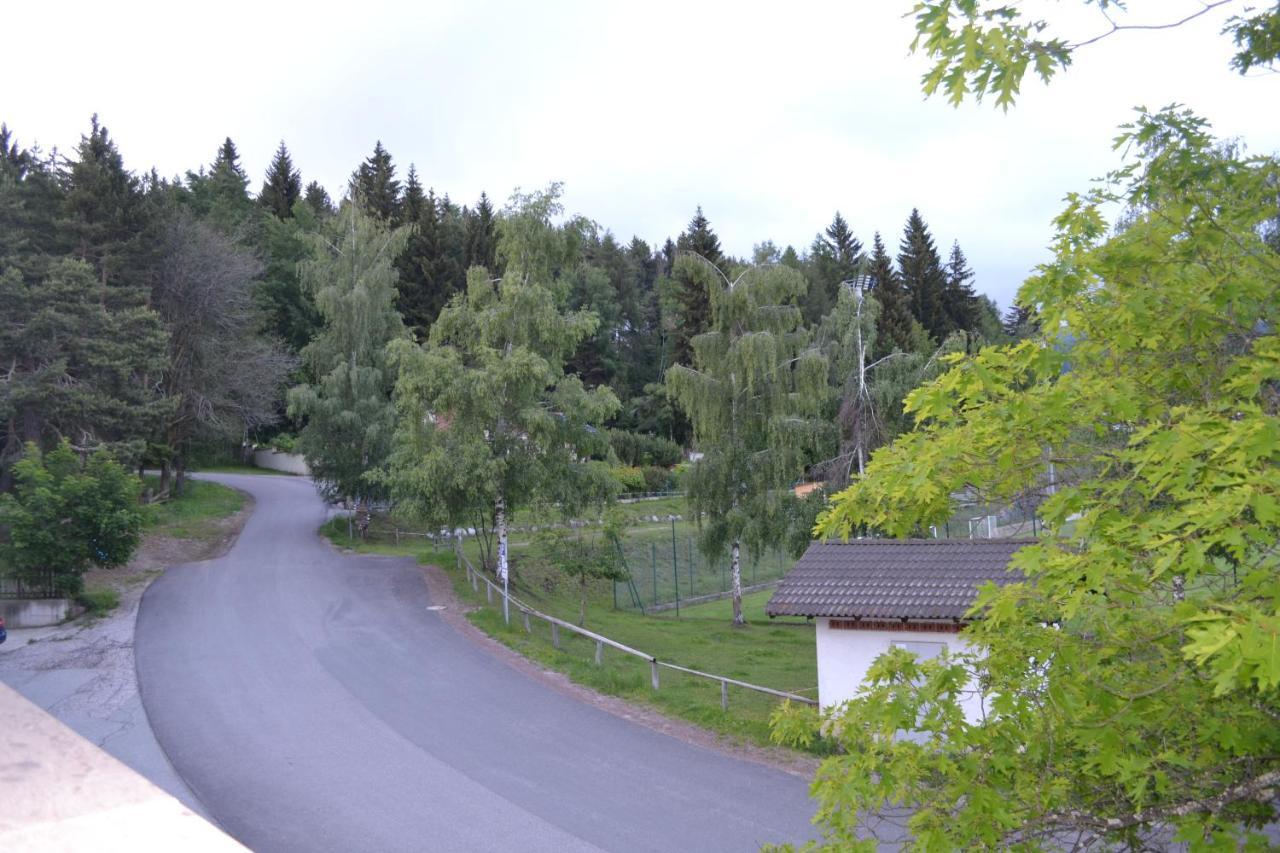 Gasthof Zum Gruenen Baum Verano Kültér fotó